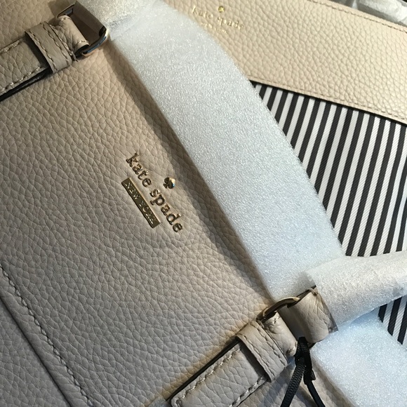 SOLD⛔️Authentic Kate Spade leather bag/Sleeve - Picture 7 of 8